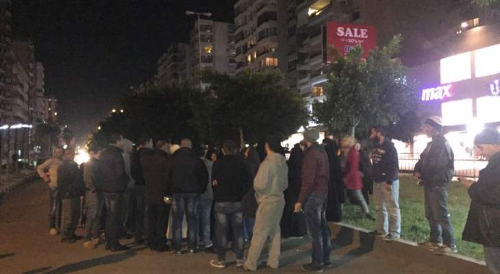 النشرة: فتح الطريق أمام منزل ريفي في طرابلس بعد قطعها لأكثر من ساعة