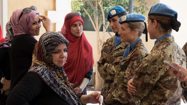 لقاء لجنديات حفظ السلام في الكتيبة الايطالية مع سيدات المجتمع الجنوبي