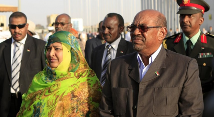 نفي رسمي سوداني عن طلب زوجة البشير المغادرة الى الإمارات 