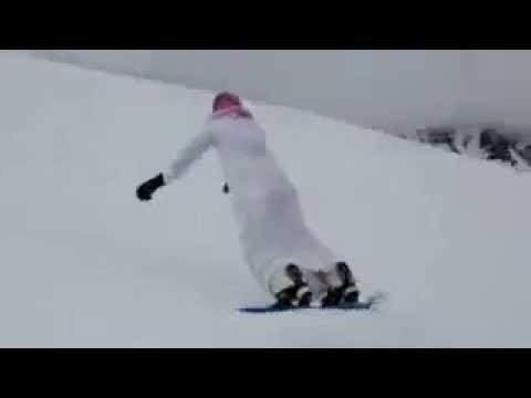 هكذا يتزحلق السعوديون على الثلج