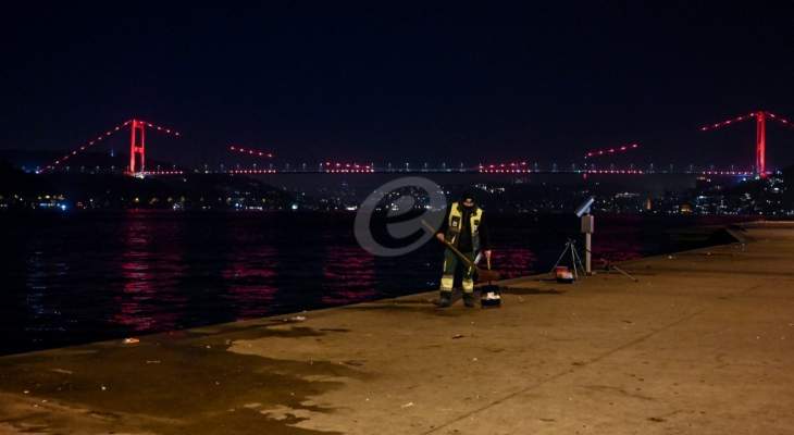 توقف حركة مرور السفن عبر مضيق البوسفور في إسطنبول بسبب عطل أصاب محرك سفينة