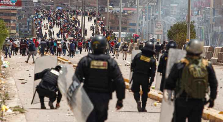 12 قتيلا نتيجة صدامات بين متظاهرين وقوات إنفاذ القانون في البيرو
