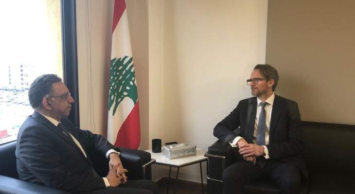 وزير البيئة أكد للسفير البولوني التزام لبنان بحماية الطيور المهاجرة