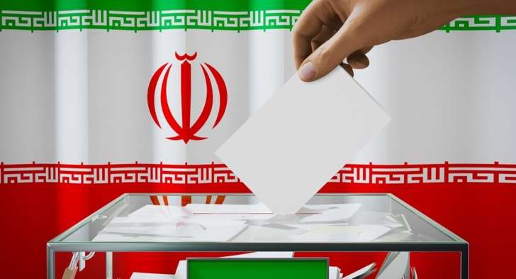 "النشرة": إيرانيون مقيمون في محافظتي بعلبك الهرمل توافدوا إلى المركز الانتخابي في بعلبك
