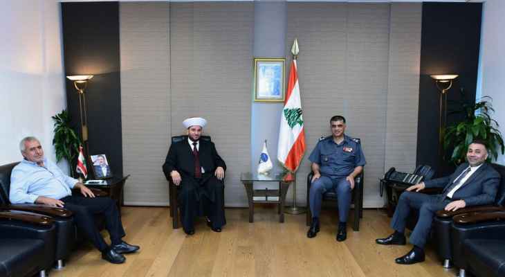 اللواء عثمان التقى رئيس المحكمة العسكرية وعلم الدين 