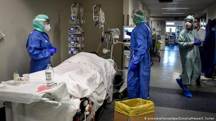 الصحة الإيطالية: 253 حالة وفاة و20499 إصابة جديدة بفيروس كورونا