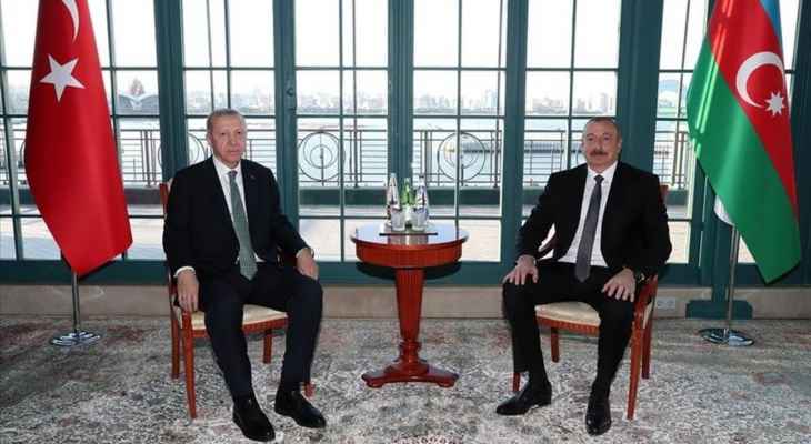 أردوغان ونظيره الأذربيجاني عقدا لقاء ثنائيا في باكو