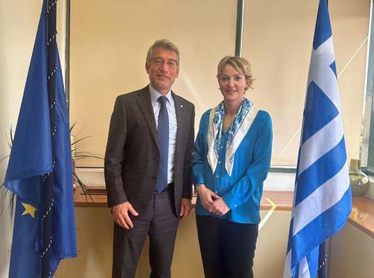 فياض في زيارة رسمية الى اليونان لبحث سبل التعاون  بين البلدين