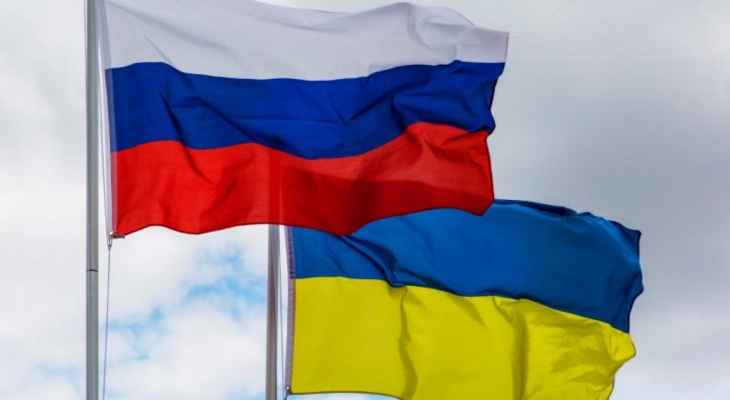 "فايننشال تايمز ": أوكرانيا وروسيا تحرزان تقدما في بحث خطة سلام مؤقتة من 15 نقطة