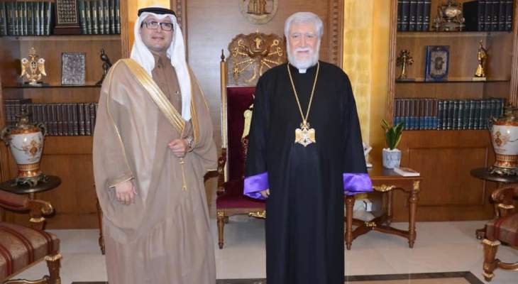 بخاري التقى البطريرك كيشيشيان: السعودية حريصة على أمن لبنان واستقلال قراره السياسي