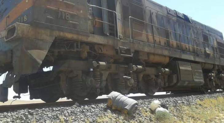 النقل السورية: اعتداء إرهابي استهدف قطار شحن الفوسفات بريف حمص الشرقي
