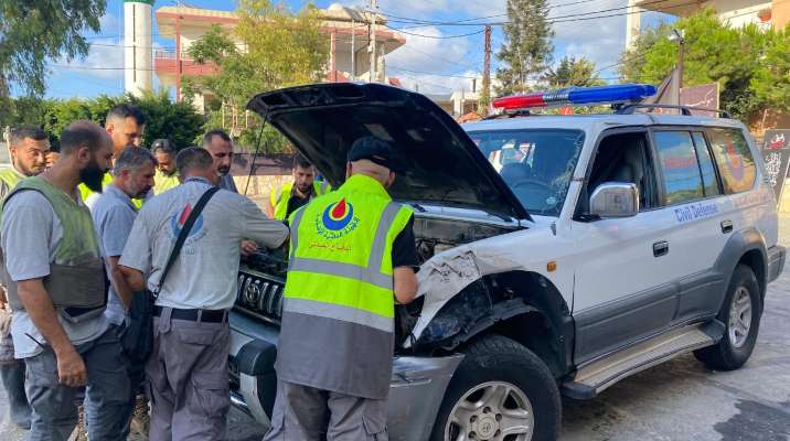 "النشرة": تضرر سيارتَين لفرق الدفاع المدني بـ"الهيئة الصحية" بقذائف إسرائيلية على وادي حامول