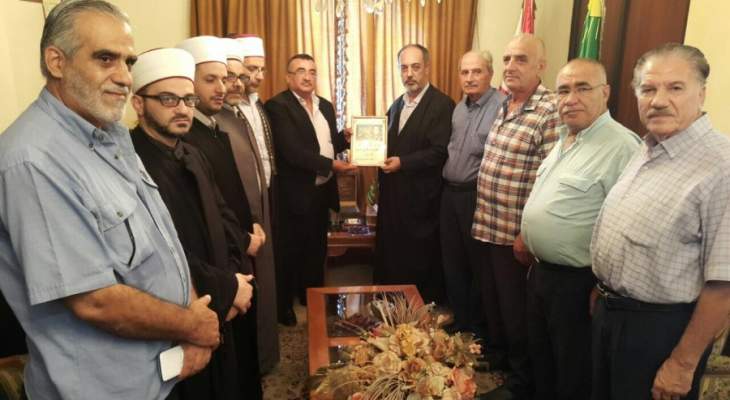 لجنة اصدقاء الاسير سكاف زارت المجلس الإسلامي العلوي 