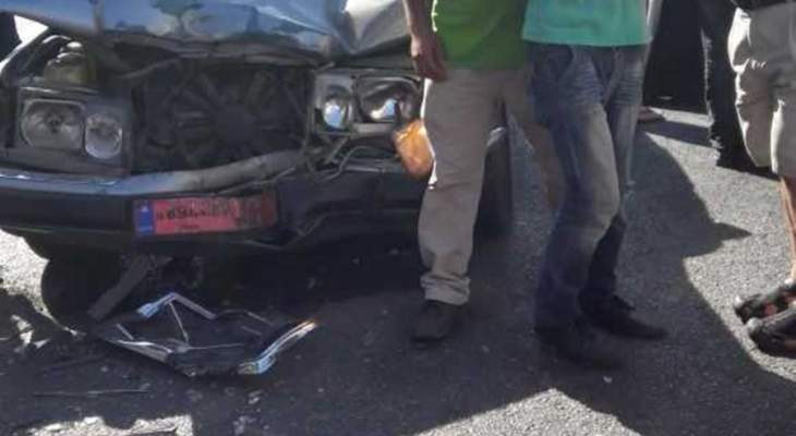 النشرة: جريح في حادث سير على طريق تعمير حارة صيدا