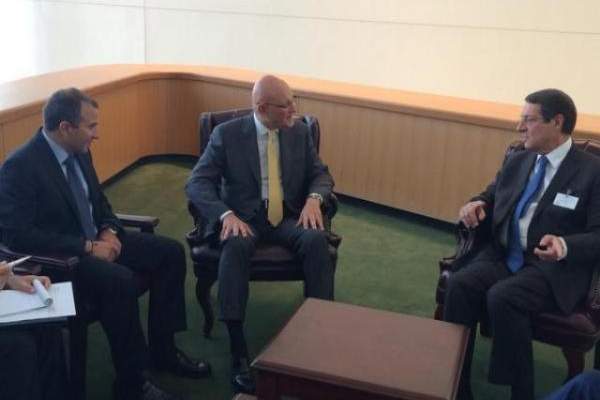 سلام يجتمع في هذه الاثناء مع الرئيس القبرصي في مقر الأمم المتحدة
