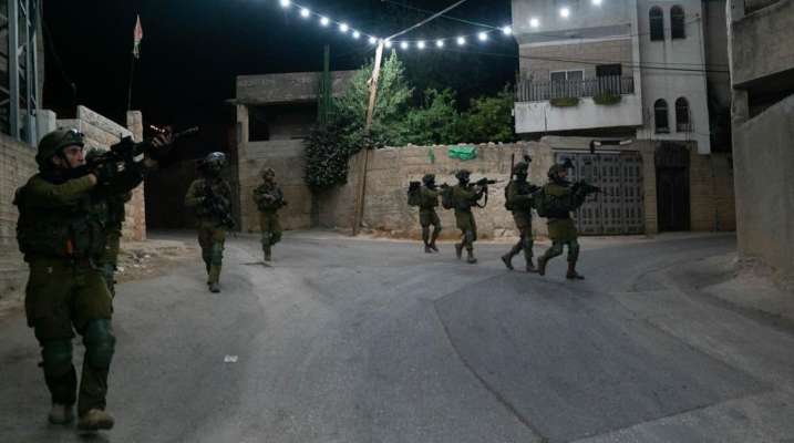 مقتل 5 فلسطينيين بصاروخ ورصاص القوات الإسرائيلية خلال اقتحامها مخيم طولكرم