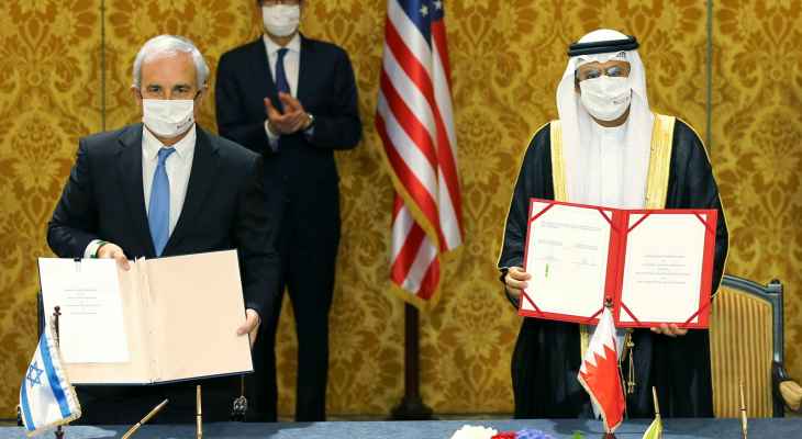 ملك البحرين تسلم أوراق اعتماد أول سفير إسرائيلي في المنامة