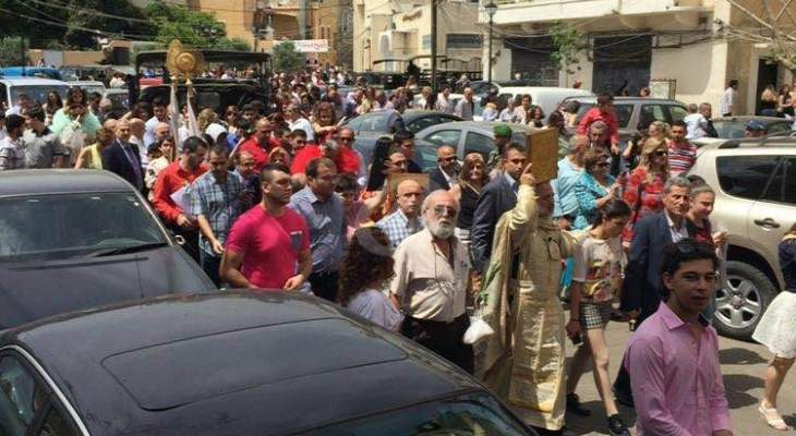 تظاهرة حاشدة انطلقت من ساحة النور جالت في شوارع طرابلس