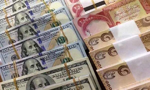 مكاتب الصيرفة في العراق ترفع سعر الدولار بعد تهديدات ترامب