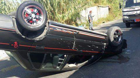 النشرة: وفاة شخص بعد سقوط الشاحنة التي كان يقودها بالوادي بمنطقة عرمتى