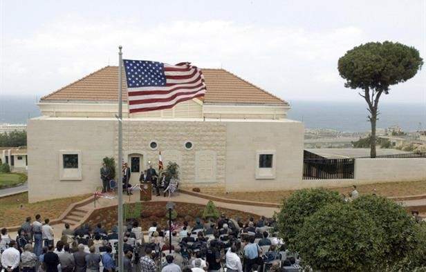 إجراءات احترازية للسفارة الأميركية وترقّب لوصول قوة إلى بيروت