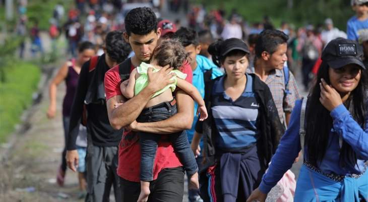 آلاف المهاجرين الهندوراسيين المتجهين إلى الولايات المتحدة يصلون إلى غواتيمالا