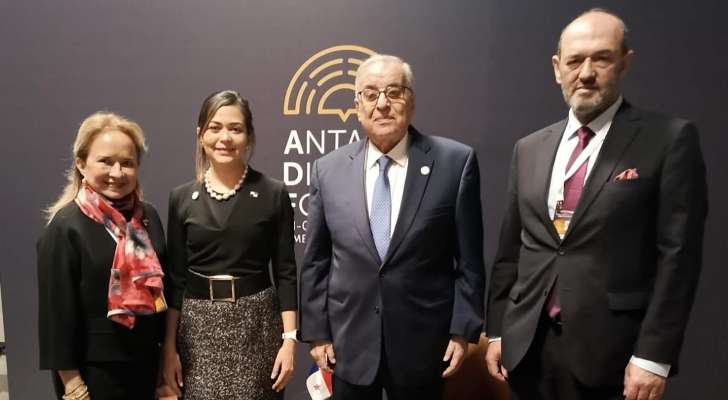 بوحبيب التقى في أنطاليا وزراء خارجية وقرقاش: لا بديل عن "الأونروا" وحل الدولتين