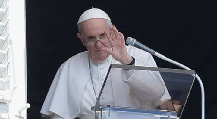 الفاتيكان: البابا فرنسيس سيزور كندا في تموز للقاء ناجين من فضيحة هزت الكنيسة الكاثوليكية