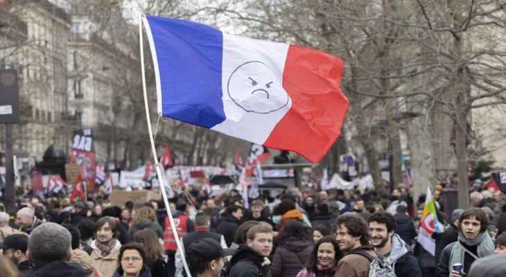 قناة "BFM": حوالي 740 ألف شخص شاركوا في الاحتجاجات في فرنسا