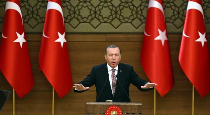 أردوغان: من الوقاحة وقلة الأدب أن يتحدث ماكرون عن إعادة هيكلة الإسلام