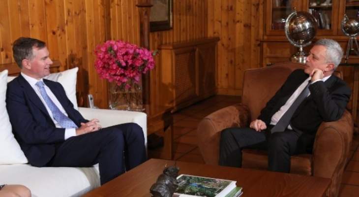 فرنجية بحث مع سفير بريطانيا شؤوناً انمائية وبيئية وسياسية