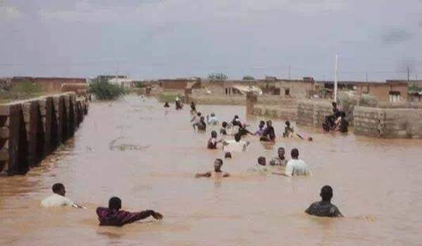 الداخلية السودانية: مقتل 76 شخصا في 13 ولاية نتيجة الفيضانات والسيول