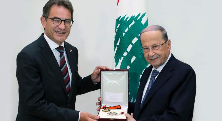 الرئيس عون التقى سفير ألمانيا بزيارة وداعية لمناسبة انتهاء مهامه في لبنان