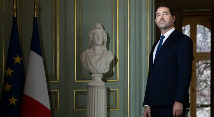 وزير الداخلية الفرنسي يؤكد عزل الدولة بالكامل لمدة 15 يوماًَ