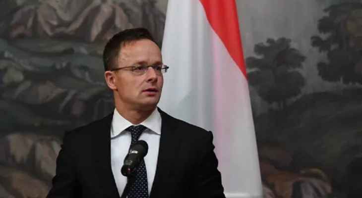 الخارجية الهنغارية: الاتحاد الأوروبي قرر إعفاء البلاد من تحديد سقف أسعار النفط الروسي