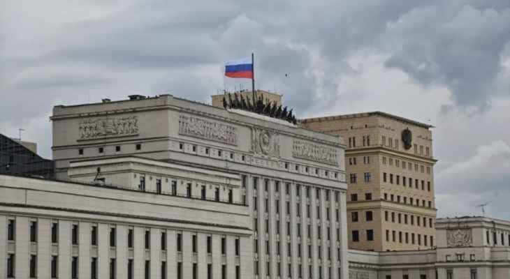 الدفاع الروسية: استعادة 82 عسكريا روسيا عبر عملية تبادل مع الجانب الأوكراني