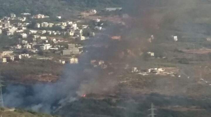 الدفاع المدني يعمل على إخماد حريق في منطقة زغرتا