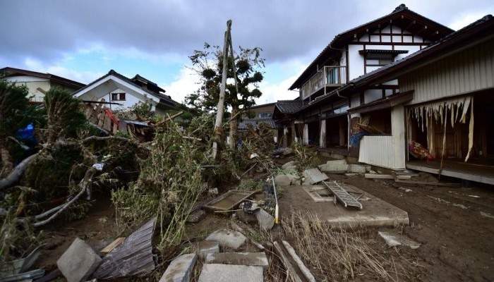 أربعة قتلى نتيجة انهيارات أرضية بسبب أمطار غزيرة في اليابان