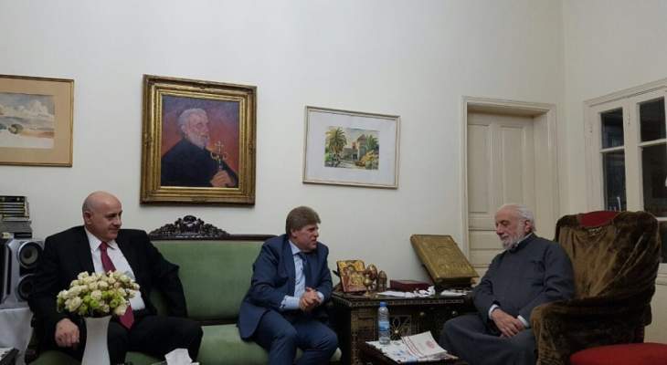 رئيس المجلس الأرثوذكسي زار خضر مهنئا بالوسام الأكبر من الرئيس عون