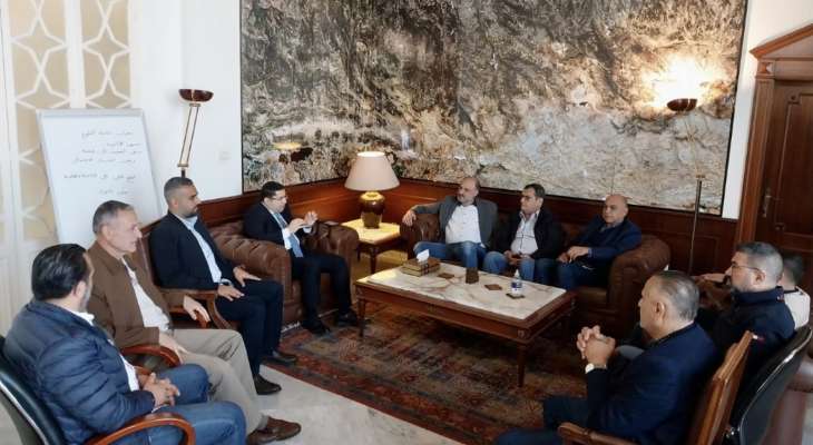 إجتماع لمسؤولي الأحزاب في الشويفات مع محافظ جبل لبنان ونقاش حول أوضاع المدينة