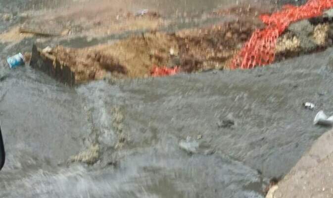 امطار كثيفة في حرار عكار وتضرر عدد من المنازل بسبب السيول
