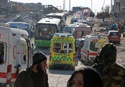 خروج عدد من قادة المسلحين بسياراتهم من أحياء حلب الشرقية ضمن الدفعة الثالثة