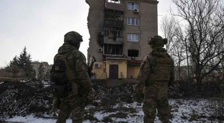 السلطات الاوكرانية أكدت تنفيذ عمليات هجومية وإحراز تقدم قرب مدينة باخموت