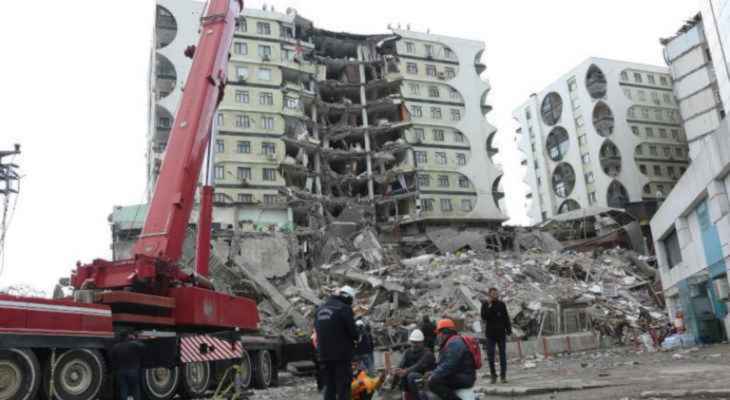 "أفاد": ارتفاع عدد ضحايا الزلازل في تركيا إلى 3381 قتيلا و20426 مصابا