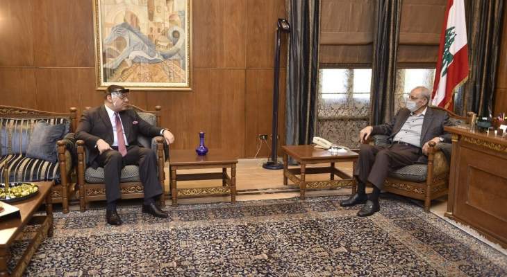 بري عرض مع السفير المصري الأوضاع العامة والعلاقات الثنائية بين البلدين