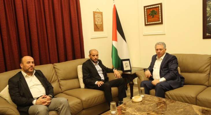 دبور التقى مسؤول في حماس وبحث معه الاوضاع الفلسطينية العامة