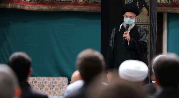 الخامنئي شارك بمراسم أربعينية الإمام الحسين بعد تقرير "نيويورك تايمز" عن تدهور صحته
