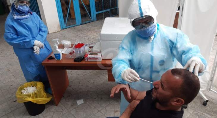 النشرة: فريق طبي من مستشفى صيدا الحكومي أجرى فحوصات كورونا بمخيم عين الحلوة