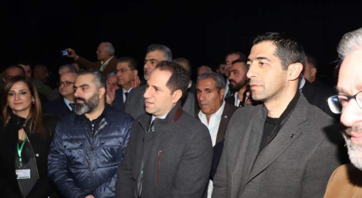 التجديد لسامي الجميل لرئاسة حزب "الكتائب"