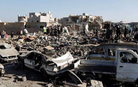 طائرات حربية قصفت منطقة بالقرب من المجمع الرئاسي في اليمن